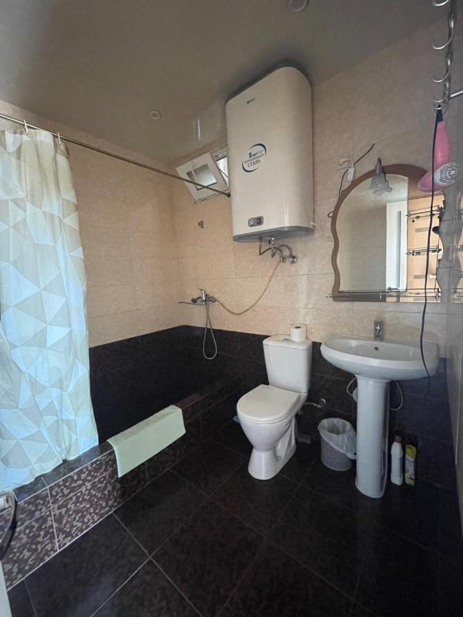 Hotel Гостевой Дом На Гечба Gagra Exterior foto